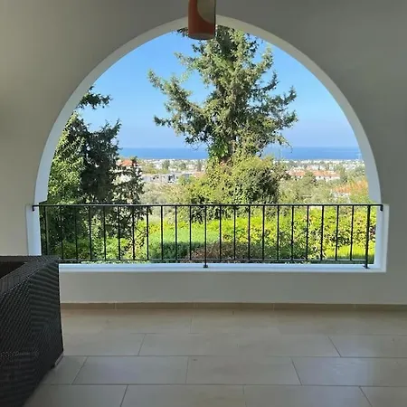 Sonbahar With Private Pool Kyrenia North Cyprus * Kerínia