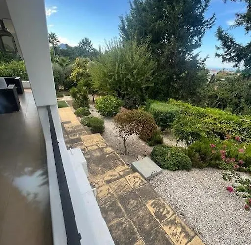 Sonbahar With Private Pool Kyrenia North Cyprus キレニア